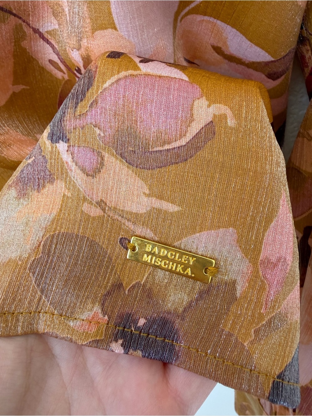 Badgley Mischka Mustard Floral Tie Ruffle Neck Peasant Blouse Size Small - Picture 3 of 15